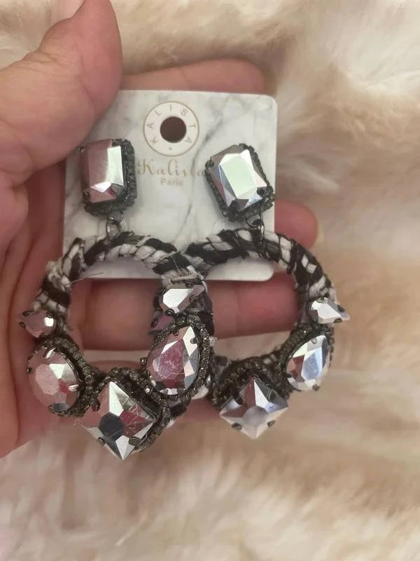 Boucles d’oreilles néo baroque argenté et noir – photo 2